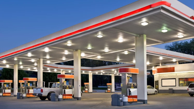 Canada to Raise Fuel Surcharges This Week, Driving Up Costs Amid Iran War